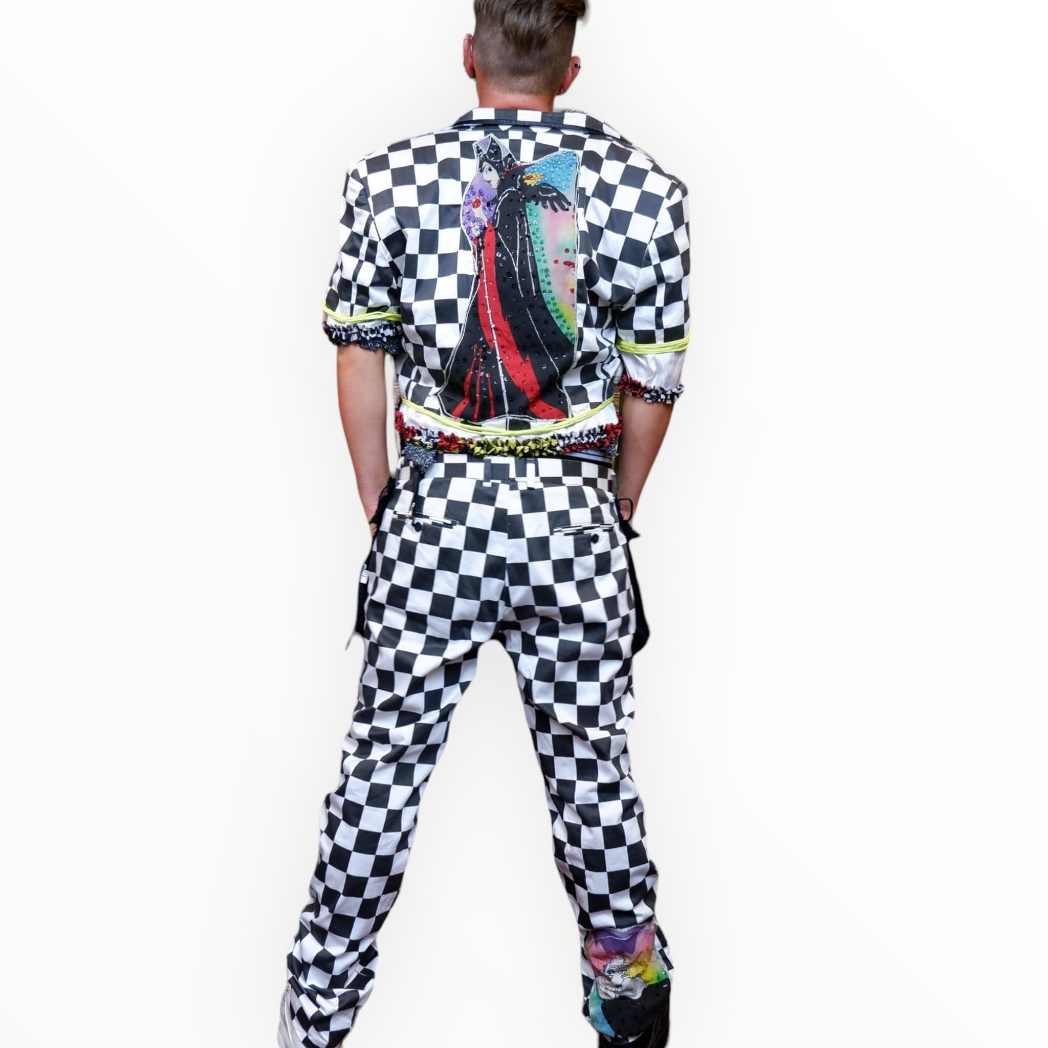 checkered queens suit
