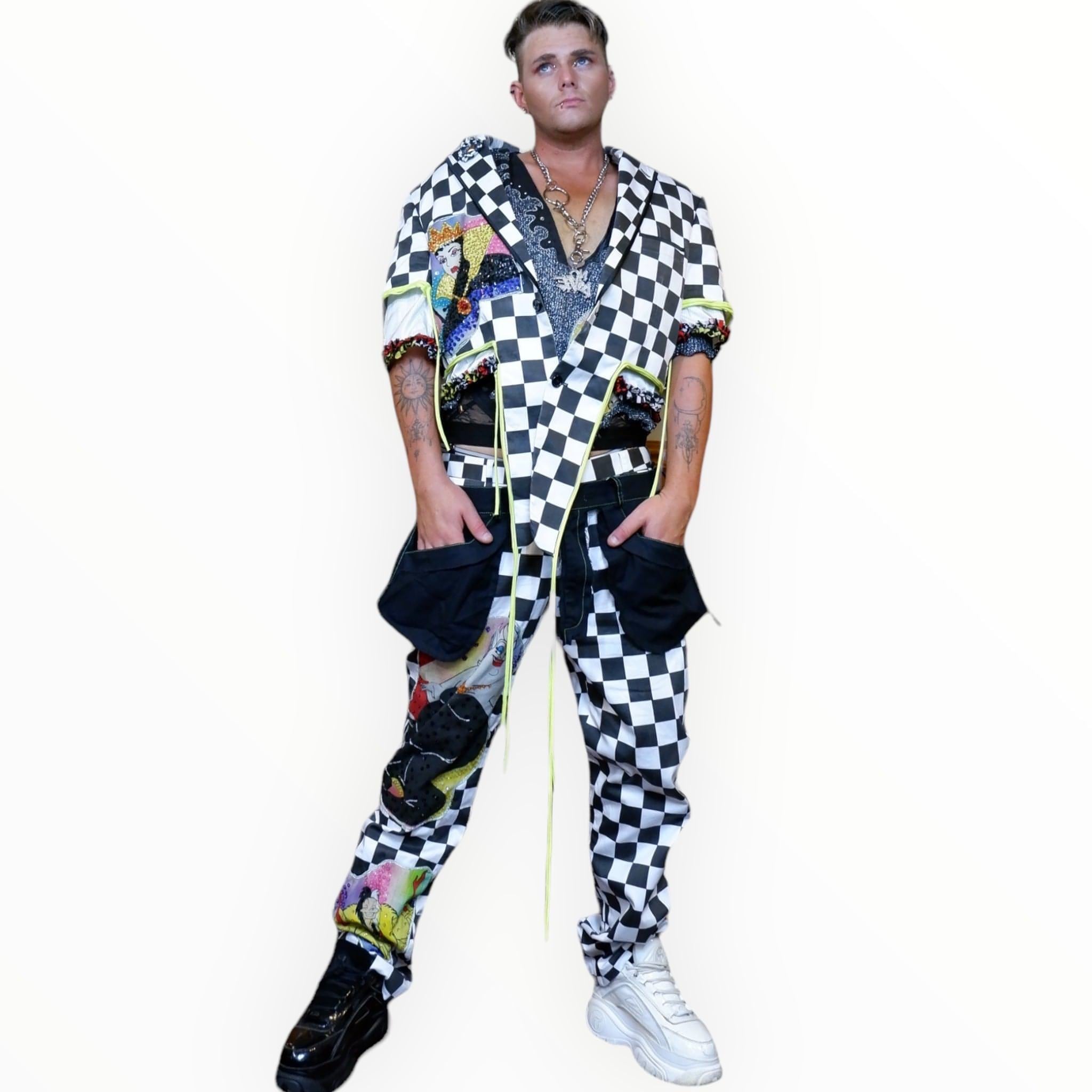 checkered queens suit